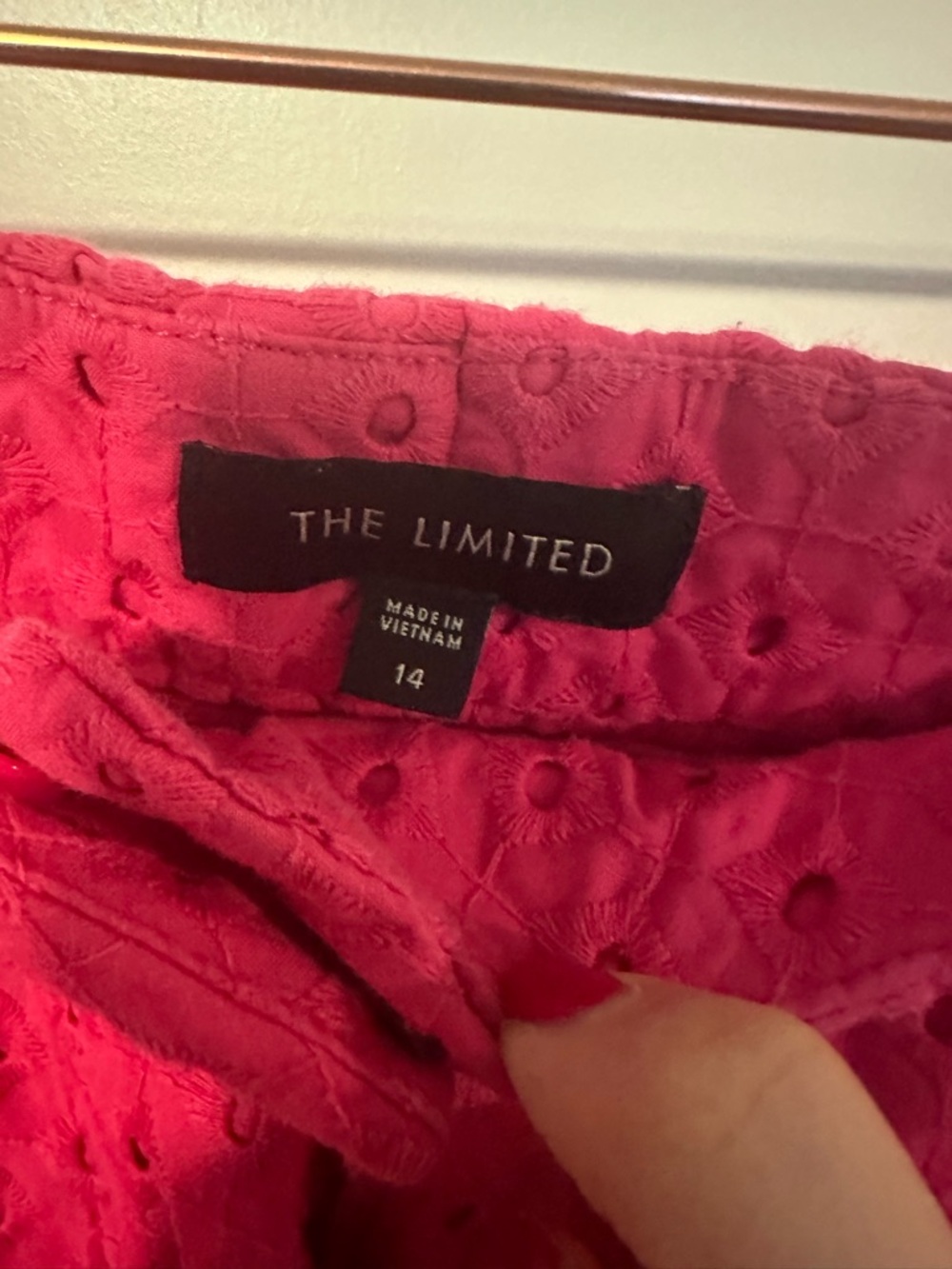 The Limited Hot Pink Eyelet Women's Shorts - Picture 4 of 4